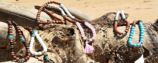 des bijoux en pierres naturelles